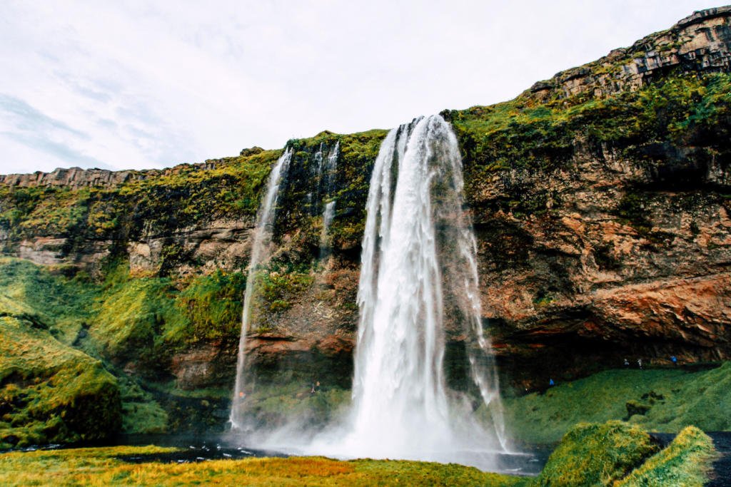 Seljalandsfoss - Young Wayfarer