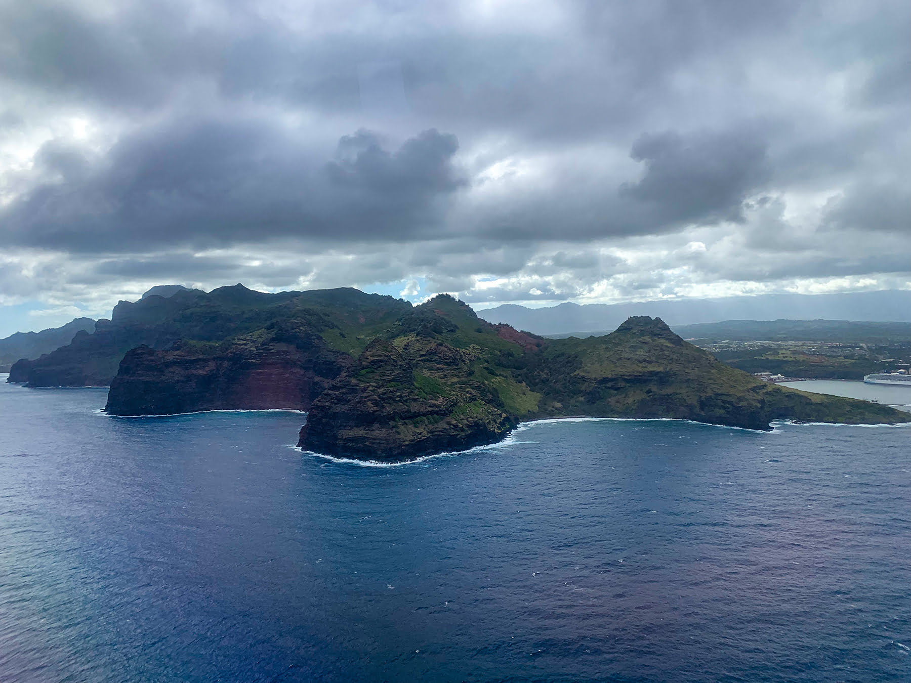 Kauai, Hawaii - Young Wayfarer